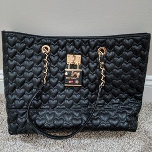 Betsey Johnson Black Heart Quilt Shoulder Purse